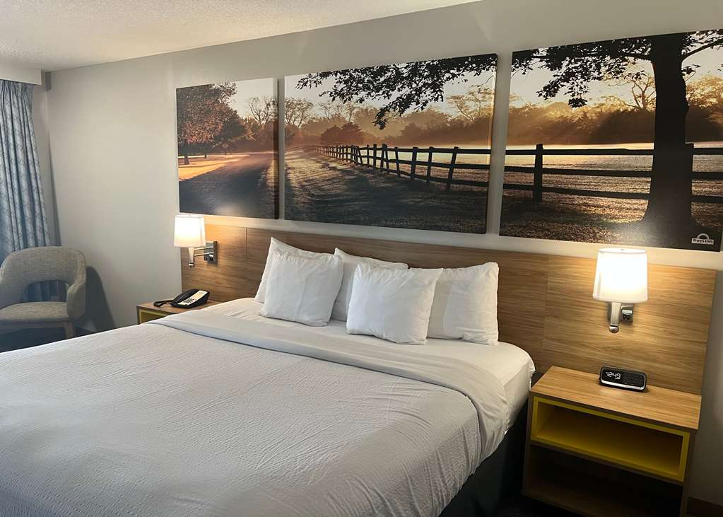 Days Inn by Wyndham Valdosta I 75 - photo 20