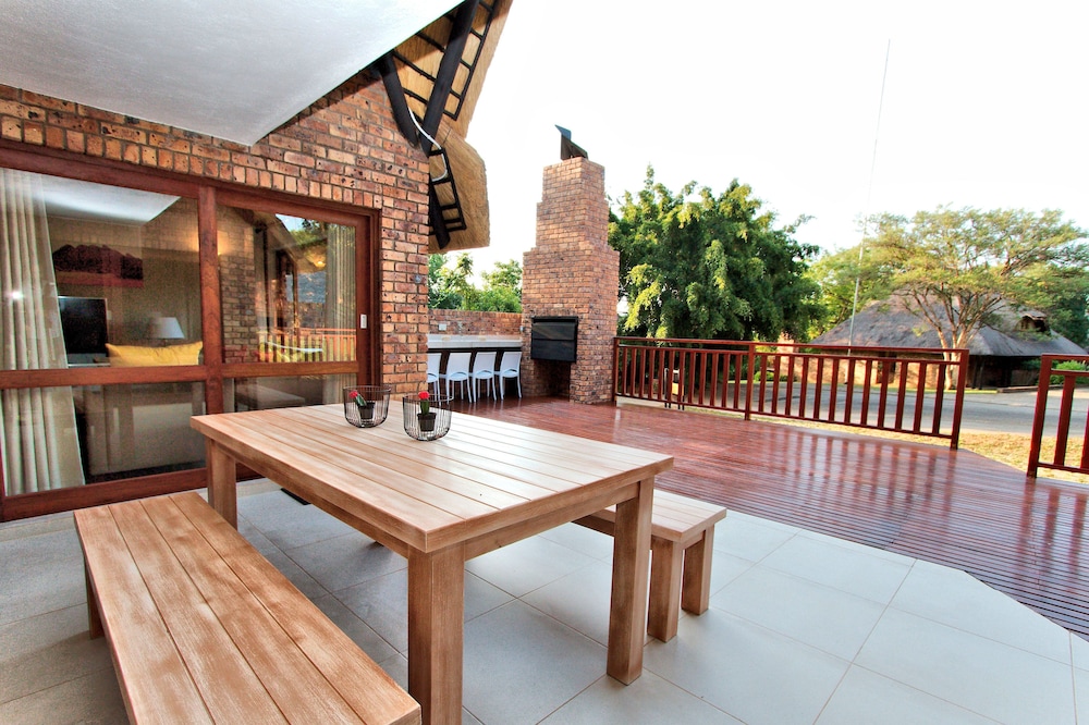 Kruger Park Lodge Unit 509 — 4-Star Luxury Hotel in Nelspruit, South Africa