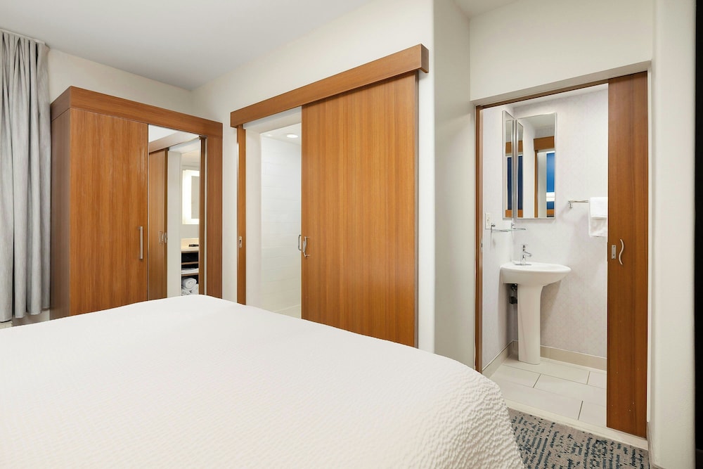 SpringHill Suites by Marriott McAllen Convention Center - photo 35