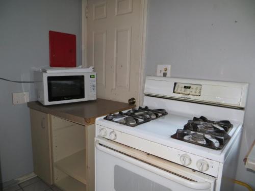 Madison Suites Motel - photo 27