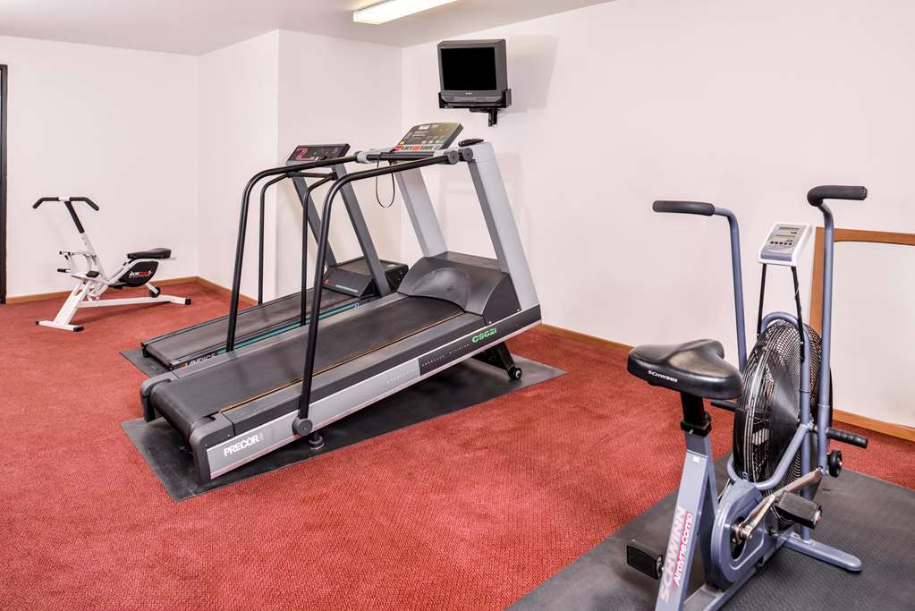 Americas Best Value Inn Missouri Valley - photo 17