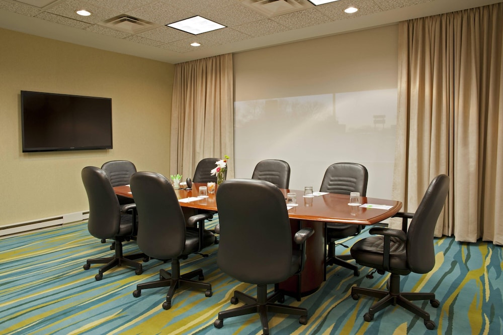 SpringHill Suites Chicago O'Hare by Marriott - photo 47