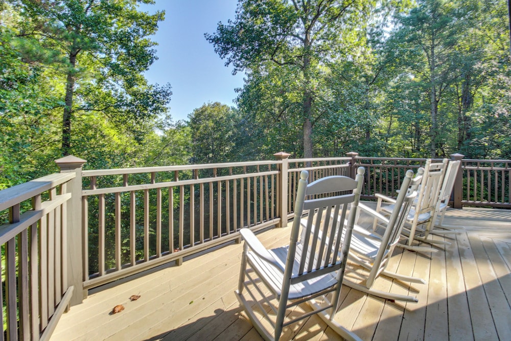 Spacious Ellijay Resort Home w Hot Tub - photo 16