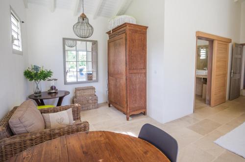 Villa Saint Alban by Habitation Saint Charles — 4-Star Luxury Hotel in Petit-Bourg, Guadeloupe
