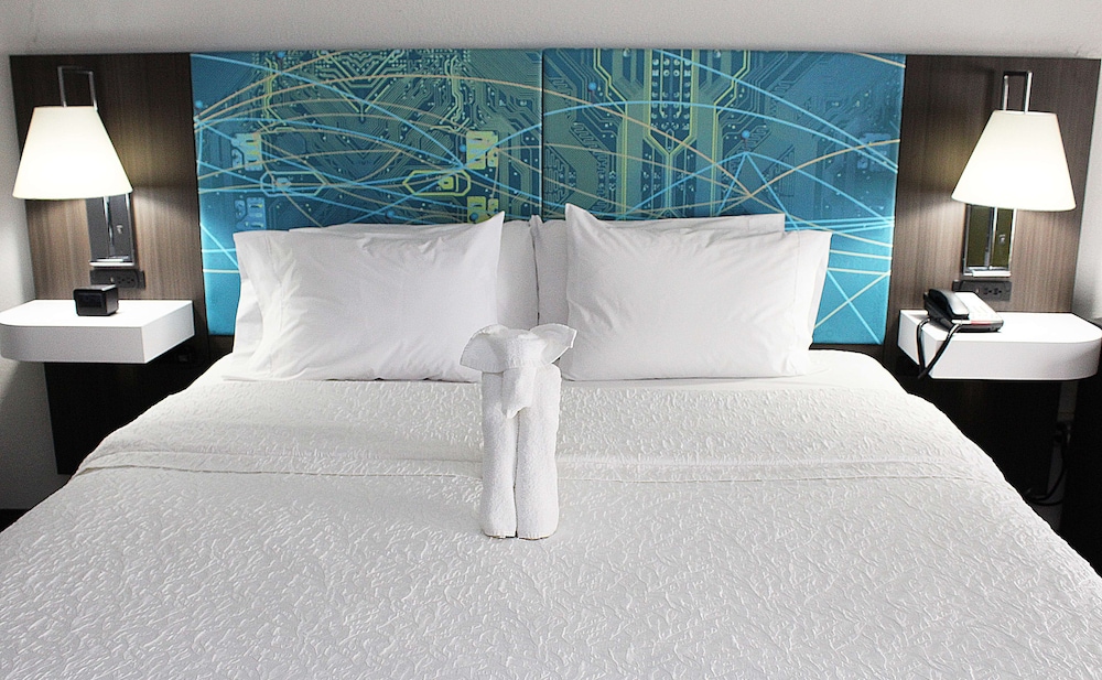 Hampton Inn Richmond - photo 10