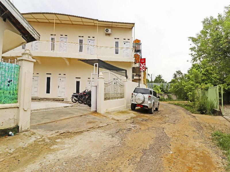 Hotel O Dta Kost Syariah in Jambi City, Indonesia