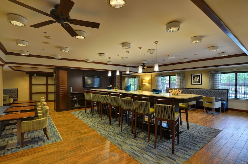 Hampton Inn Franklin Milford - photo 7