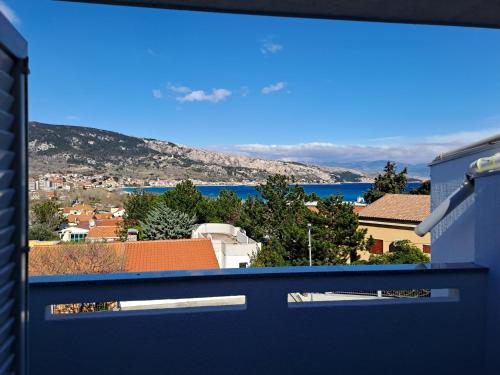 Apartment Zarok 2 — 4-Star Luxury Hotel in Baska, Croatia