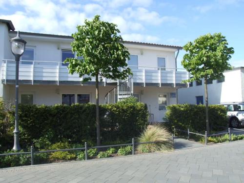 Haus Frohsinn Wohnung 4 — 4-Star Luxury Hotel in Ostseebad Binz, Germany