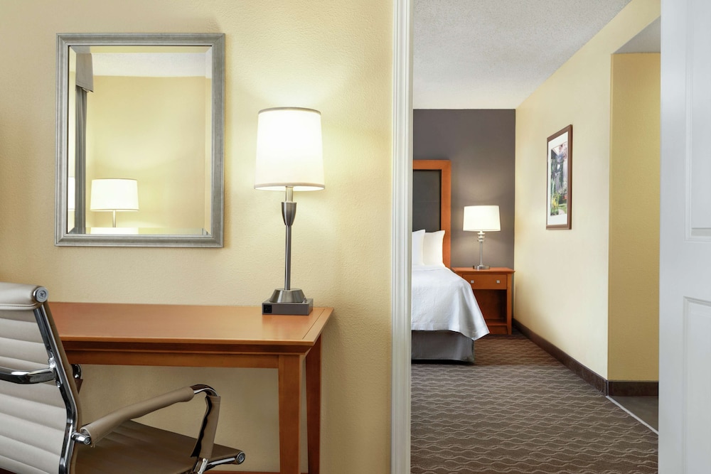Homewood Suites by Hilton Allentown Bethlehem Airport - photo 4