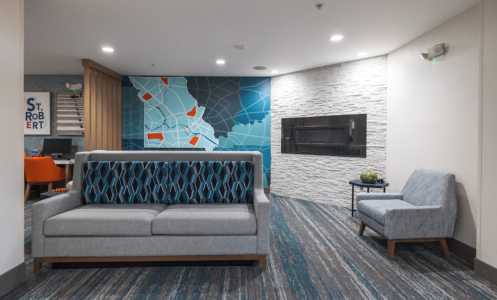 Holiday Inn Express Hotel & Suites St. Robert by IHG - photo 53