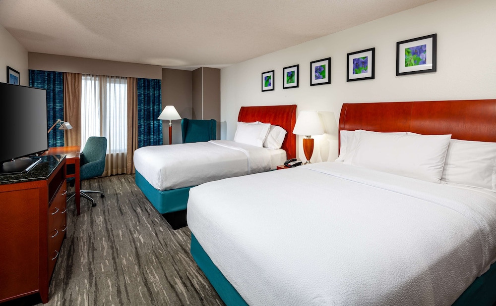 Hilton Garden Inn Chicago OHare Airport - photo 9