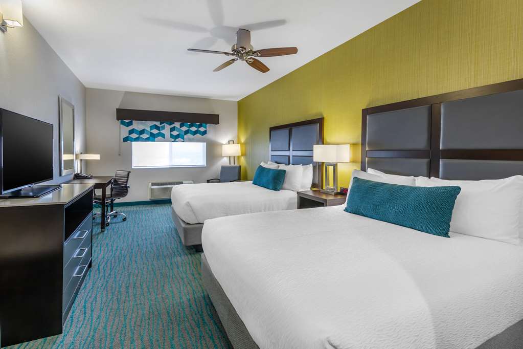 Best Western Plus Taft Inn - photo 26
