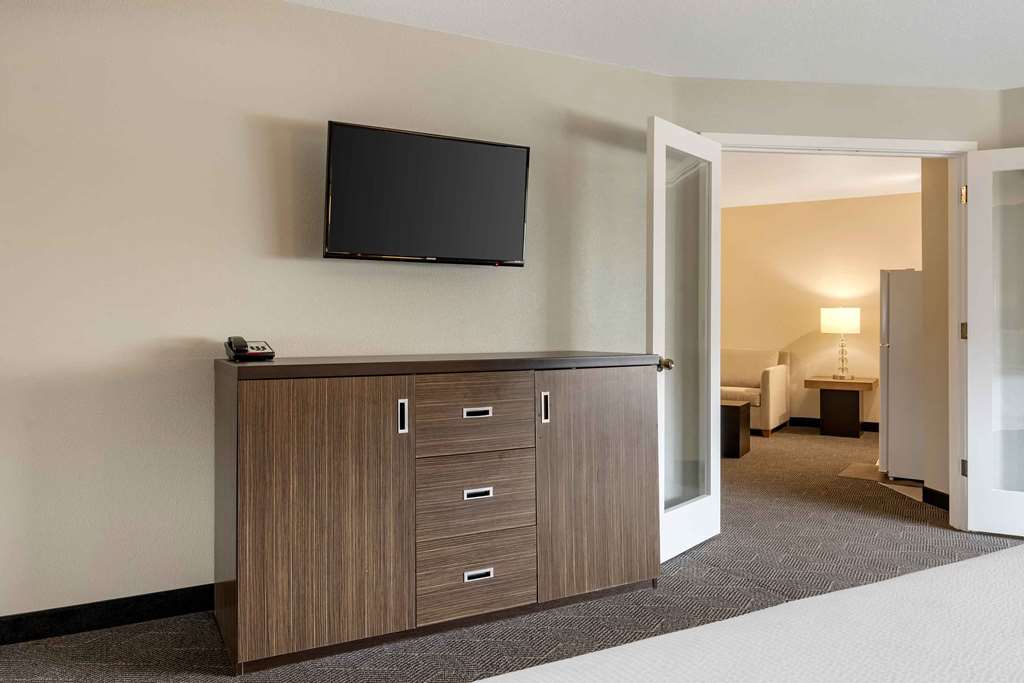 Extended Stay America Premier Suites Portland North - photo 42