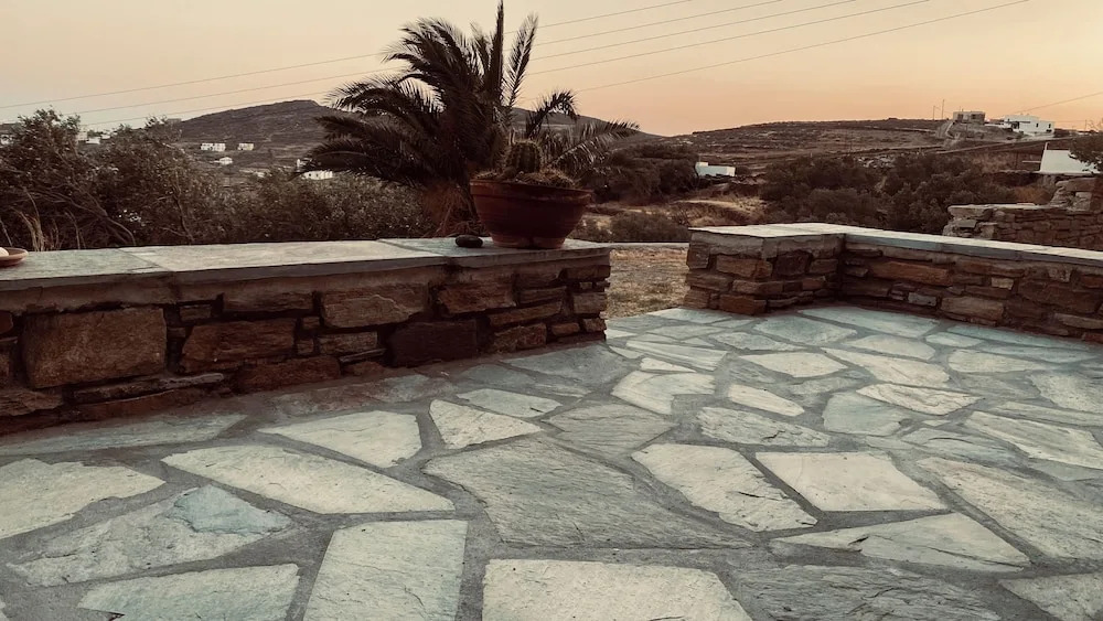 Luna D’agosto a Tinos in Tinos, Greece