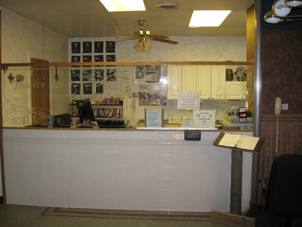 Glacier Gateway Inn Cut Bank - photo 3