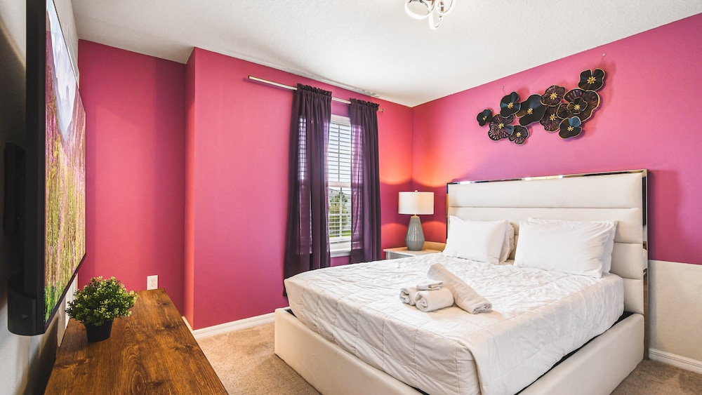 7BR Solterra Resort Newly Renovated Home w Pool - photo 6