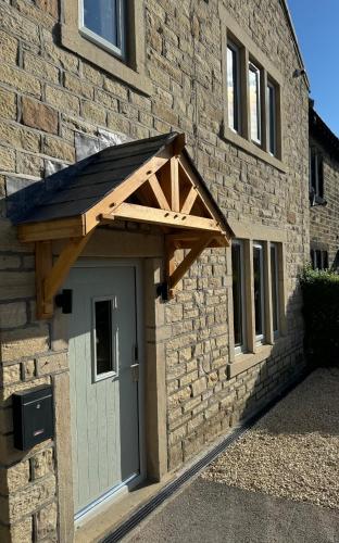 Haworth Holiday Home — 4-Star Luxury Hotel in Haworth, United Kingdom