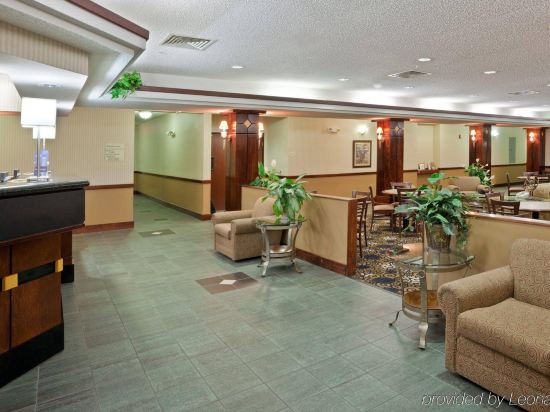 Days Inn by Wyndham Dodge City - photo 8