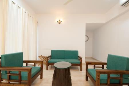 Isec Apartment