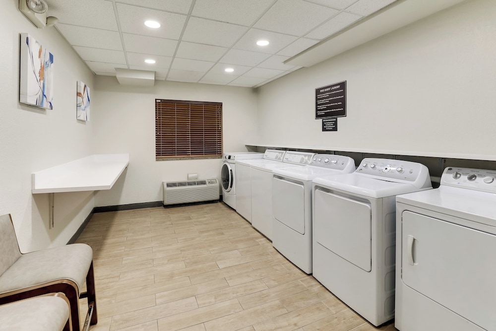 Candlewood Suites Lexington by IHG - photo 39