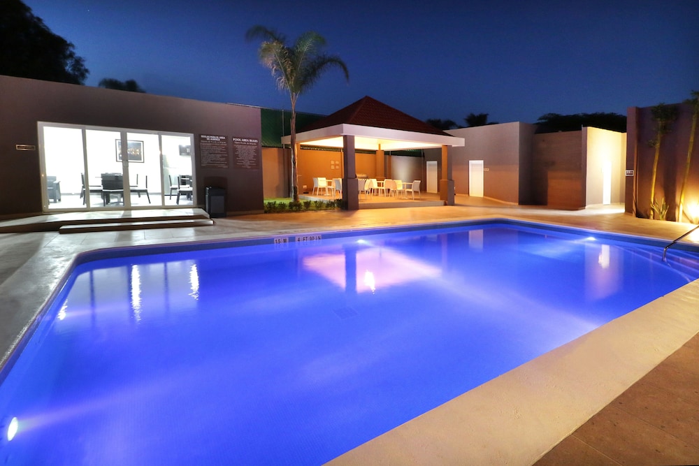 Candlewood Suites Celaya