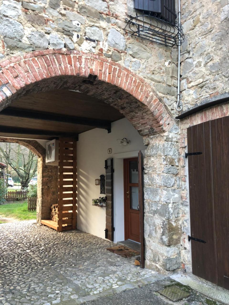 Casa Borc di Nelle — 4-Star Luxury Hotel in Attimis, Italy