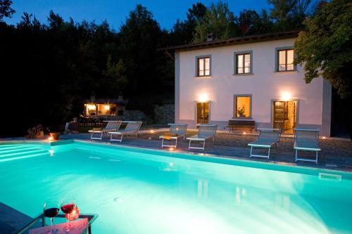 VILLA LE BALZE Tuscany private pool property fenced pet allowed. — 4-Star Luxury Hotel in Poppi, Italy