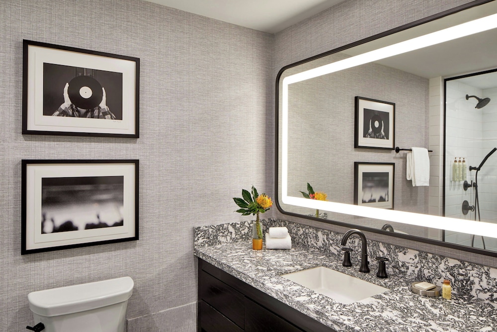 Renaissance Nashville Hotel - photo 51