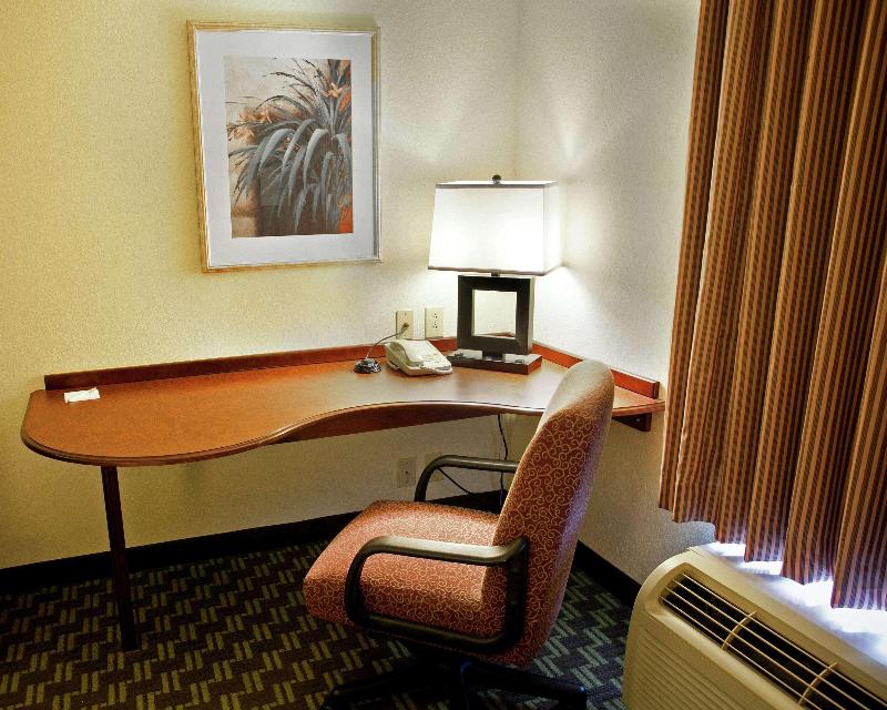 Hampton Inn Carrollton - photo 26