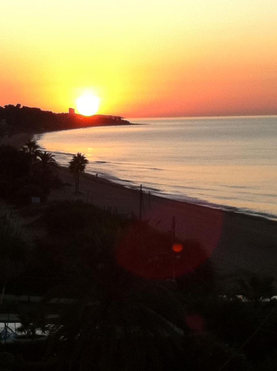 Apartamento Marbella Playa — 4-Star Luxury Hotel in Marbella, Spain