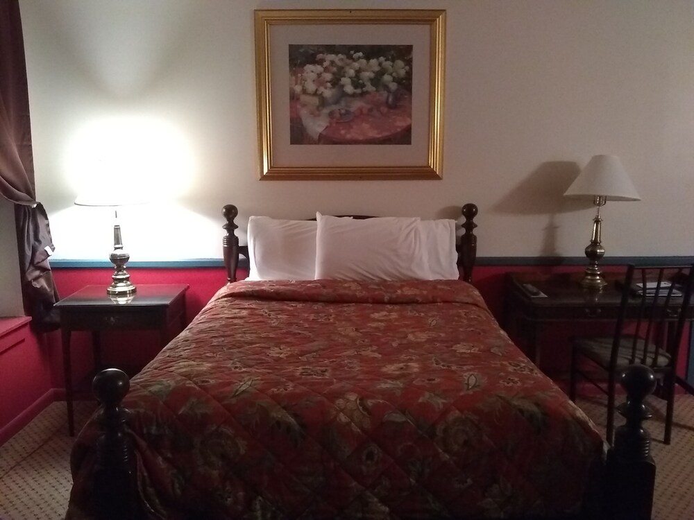 The Charles Inn at Vacationland Inns - photo 52