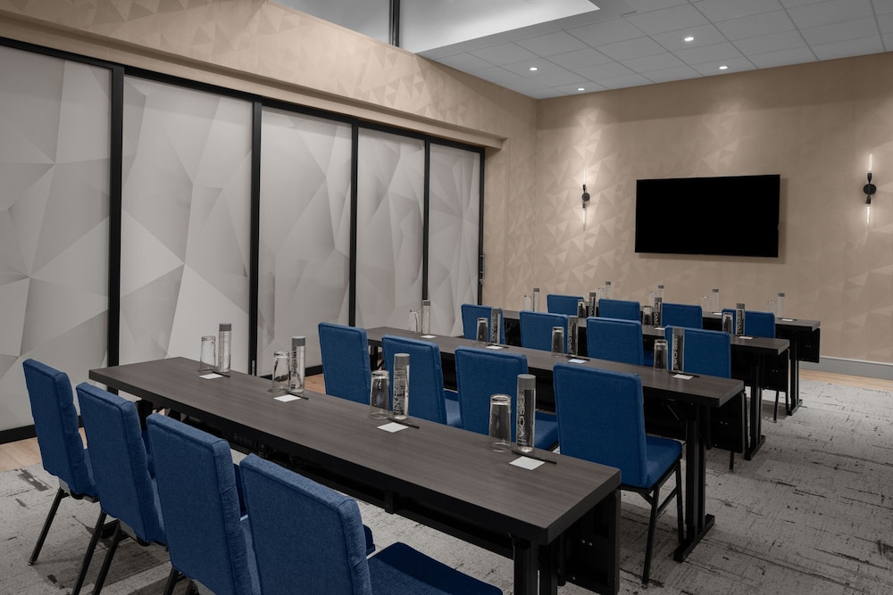 Courtyard by Marriott New York World Trade Center Area - photo 34
