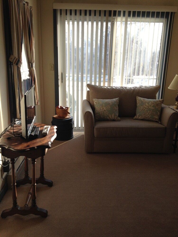 Benjamin Prescott Inn - photo 24