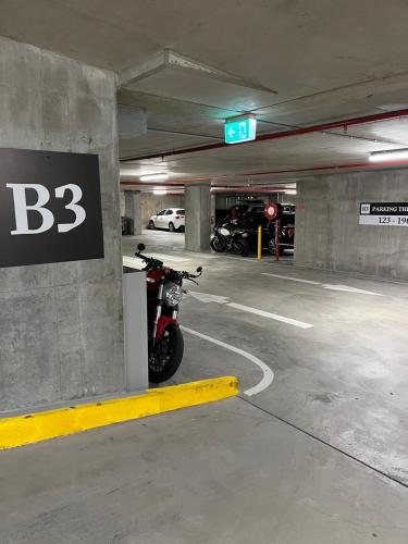 Luxury And Convenient Unit in South Brisbane