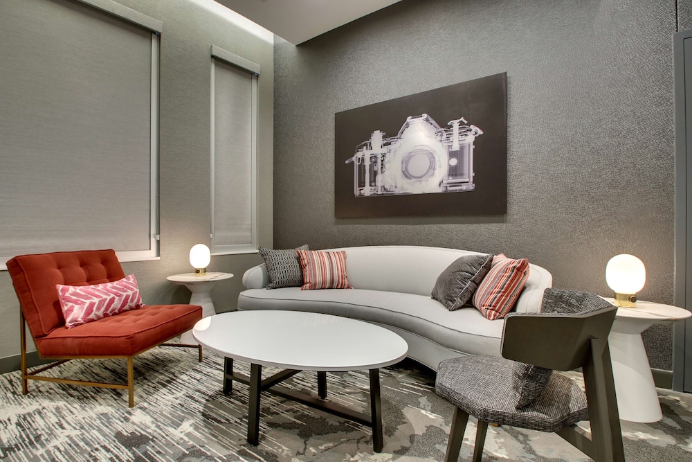 The Rose Chicago Tapestry Collection by Hilton - photo 3