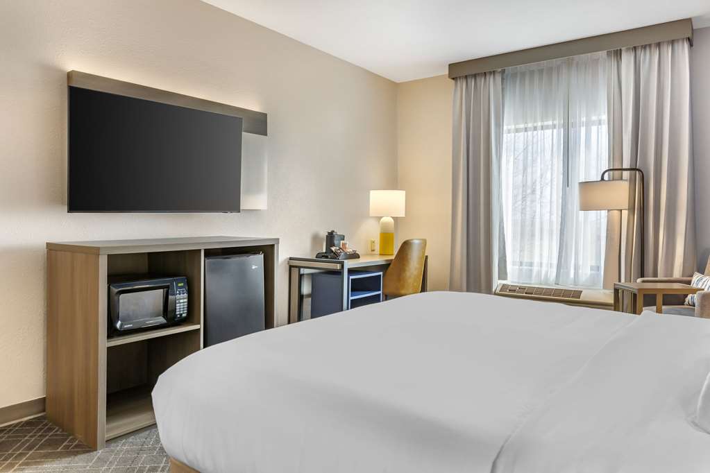 Comfort Inn & Suites Rapid City near Mt. Rushmore - photo 12