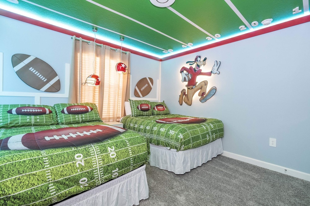 Wonderful 5 Bd W Pool @ Storey Lake Resort 2545 - photo 24