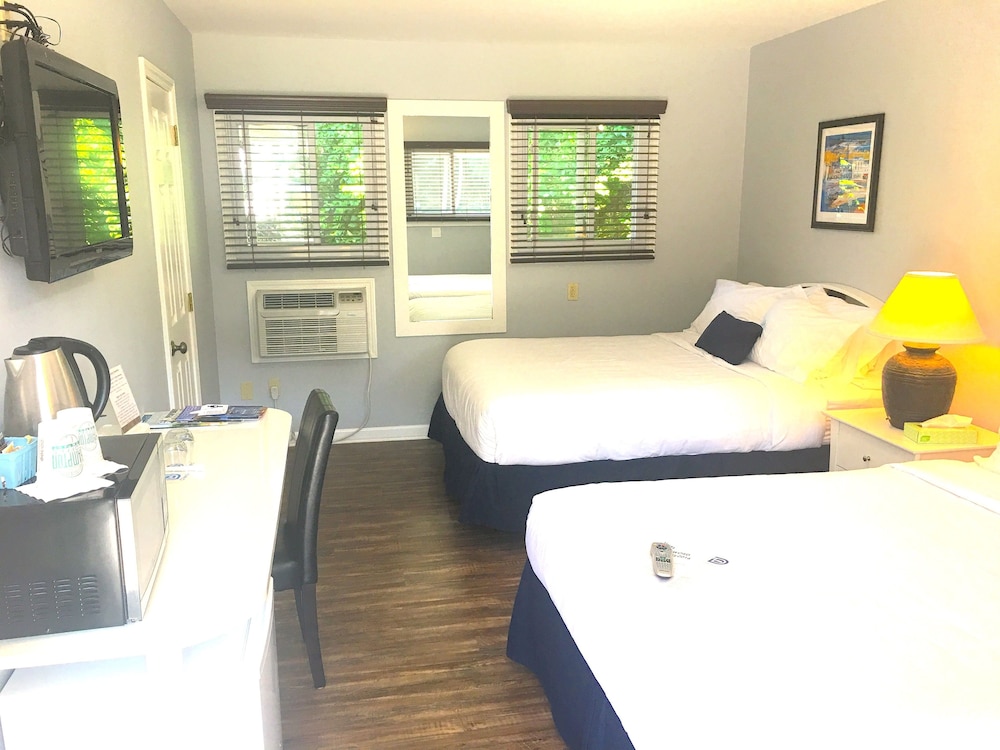 Shorewood Inn - photo 6