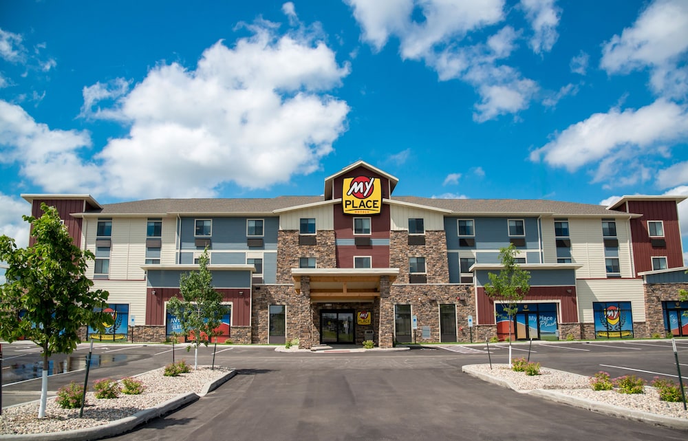 My Place Hotel Aberdeen SD - featured photo