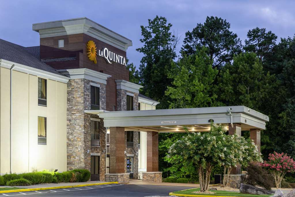 La Quinta Inn & Suites by Wyndham Covington - photo 30