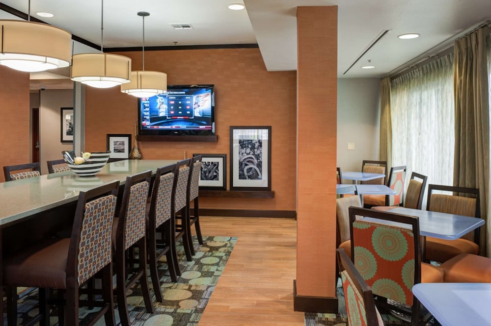 Hampton Inn Tulsa Sand Springs - photo 43