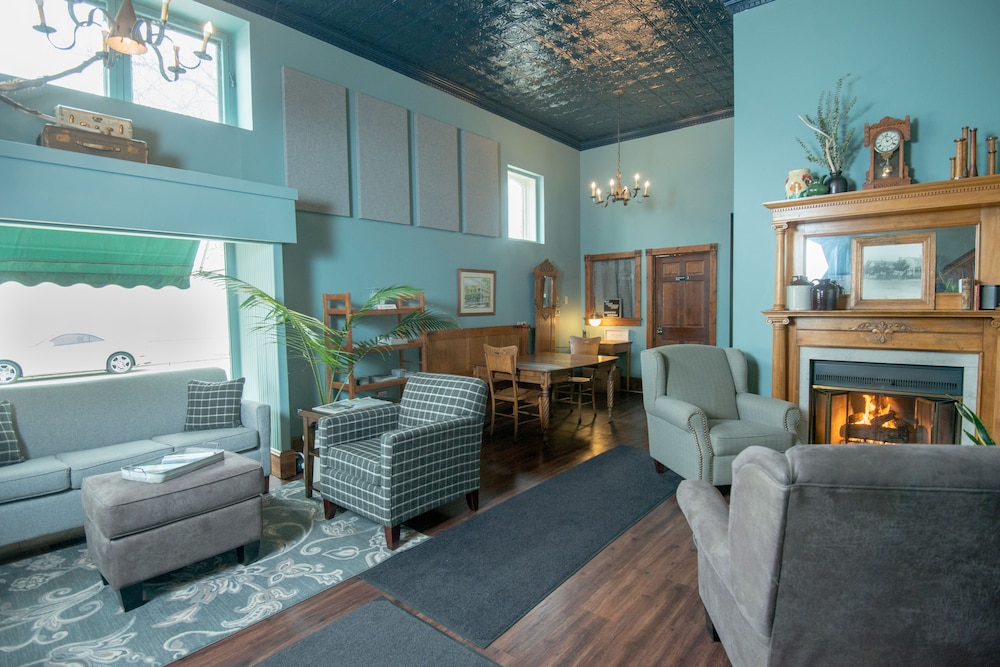 Inn at Cedar Crossing - featured photo