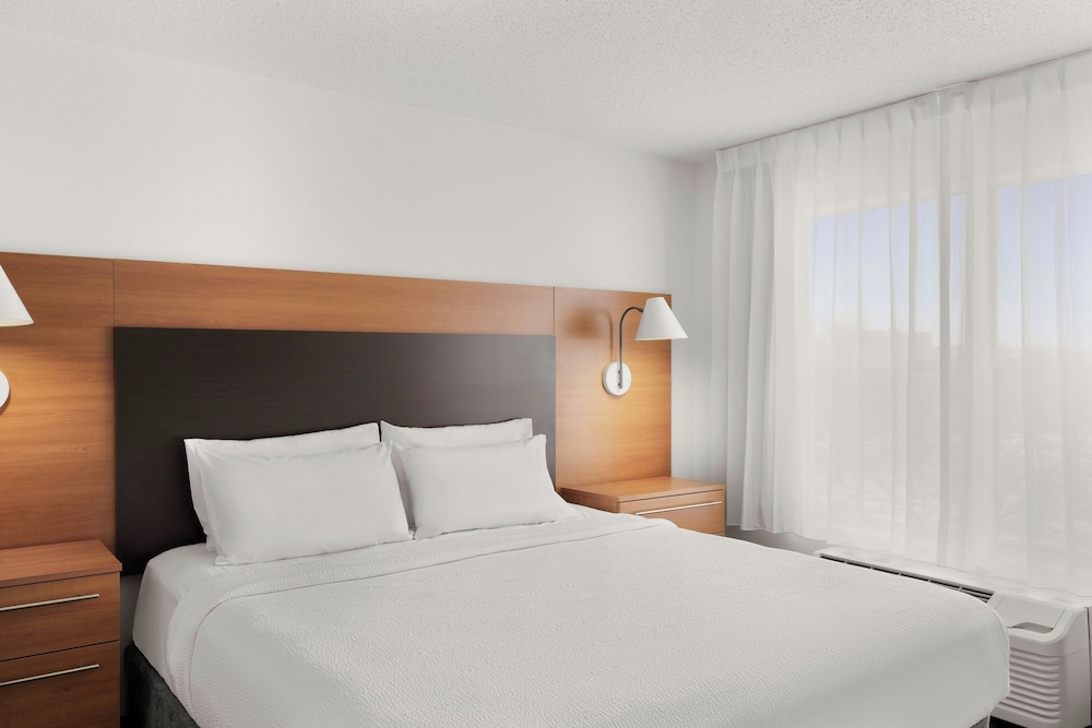 TownePlace Suites Chicago Naperville - photo 6