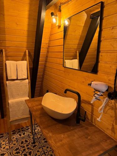 Vintage Cabin