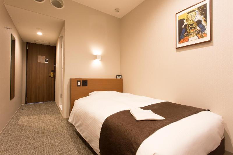 Osaka Riverside Hotel — Osaka — photo 3