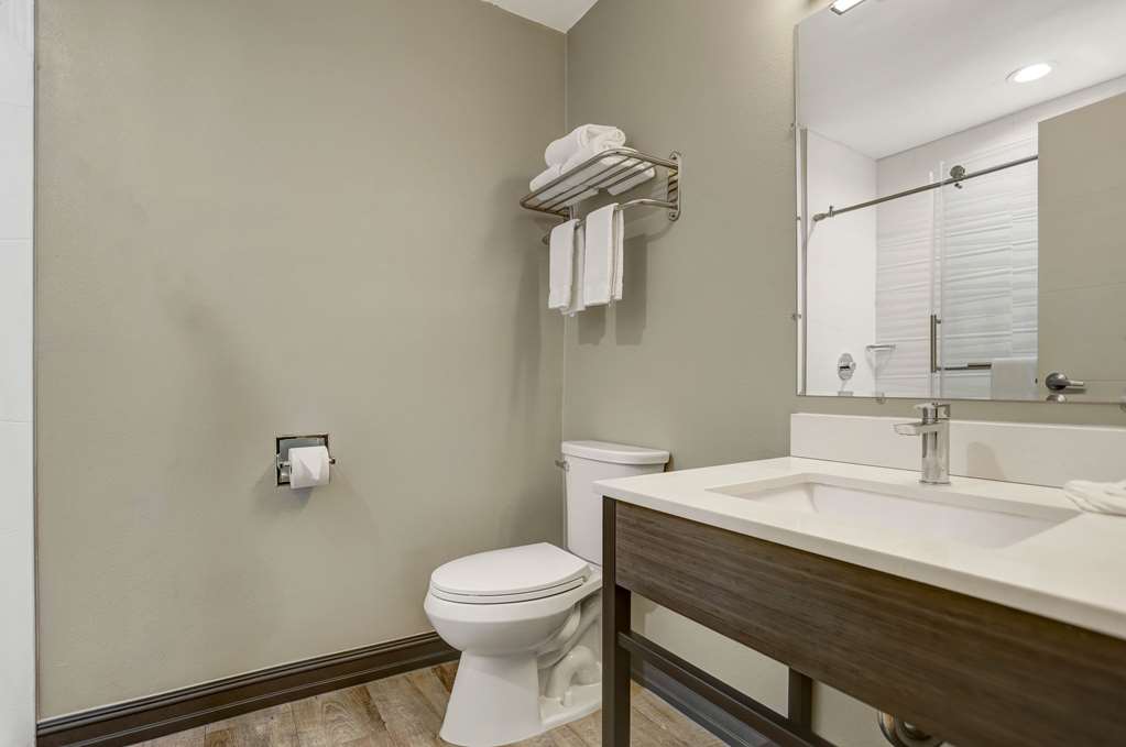 Motel 6 San Diego Airport Harbor - photo 19