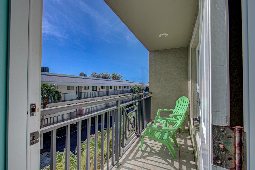 Anna Maria Island Beach Palace - photo 57