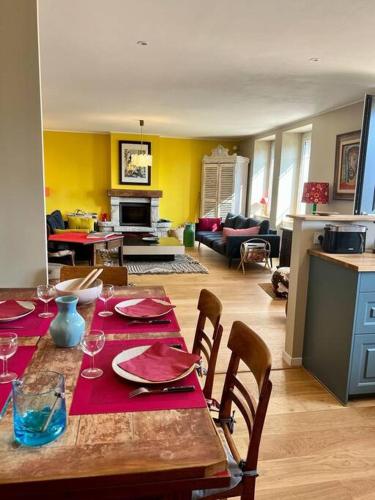 Longere 12 Couchages Ploubalay — hotel in Ploubalay