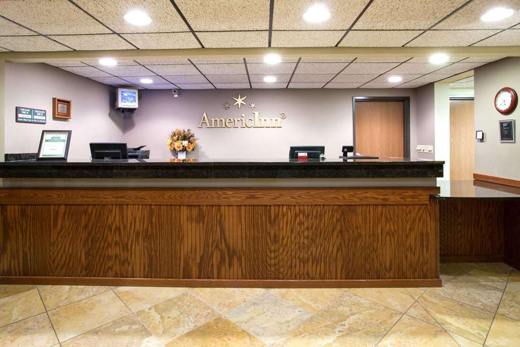 AmericInn by Wyndham New London - photo 4